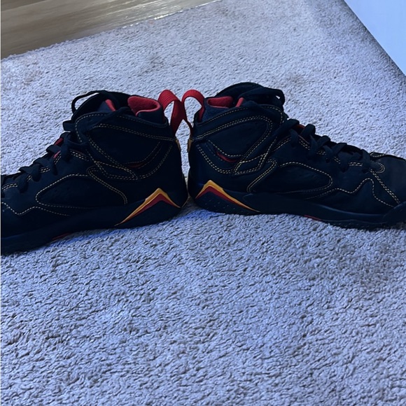 Size 5 Boys MJ Citrus colors red black yellow.. don’t wear do to colors - Picture 3 of 5